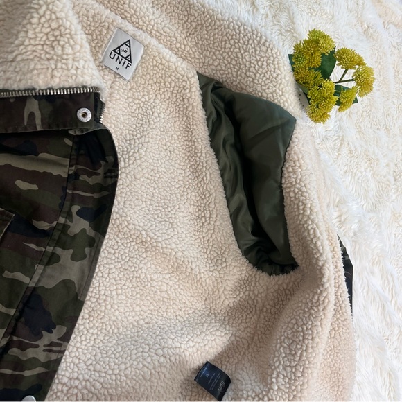 UNIF Sherpa Lined Bomber Jacket size M - Picture 5 of 12